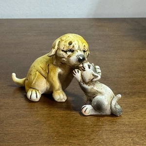 Top Collection Hund und Katze Figur Kissing Friends Mini 2" groß - Bild 1 von 4