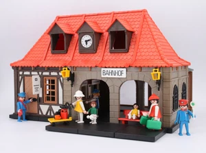 Playmobil Stazione Ferroviaria 4300 e Ricambi Accessori Orologio Doppio Arco Cancello - Foto 1 di 43
