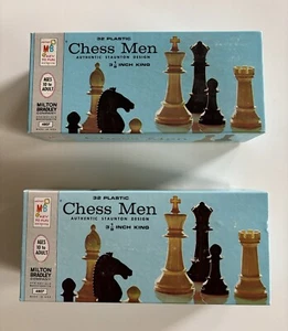 1969 Milton Bradley 32-teiliges Kunststoffschach Herren Set versiegelt Neu - Bild 1 von 5