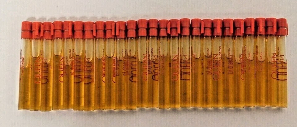 Queen by Queen Latifah Eau de Parfum Perfume 25 Botellas de Viaje .05 Fl Oz/Botella Foto 1 de 3