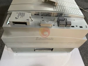 1PZ Lenze INVERTER E82EV303K4B201 E82EV303-4B201 Ricondizionato - Foto 1 di 1