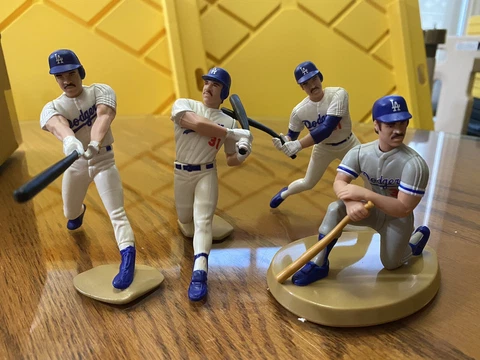 Lot of 4 Mike Piazza SLU Starting Lineup Loose Figures - LA Los Angeles Dodgers Cover