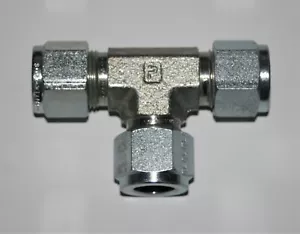 1/2 Tube OD Union Tee Fitting Steel Parker 8-8-8 JBZ-S - Picture 1 of 2