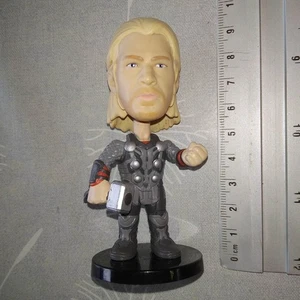 FUNKO mystery minis mini MARVEL BOBBLE HEAD – THOR - Picture 1 of 2