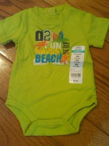 NUEVO CON ETIQUETAS OKIE DOKIE GREEN SURF BODY PLAYA TALLA RECIÉN NACIDO 5-9 LBS - Imagen 1 de 1