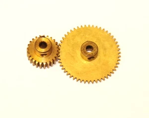Meccano Teil 27 Stirnrad 50 Zähne und Ritzel 25 Zähne Original - Bild 1 von 1
