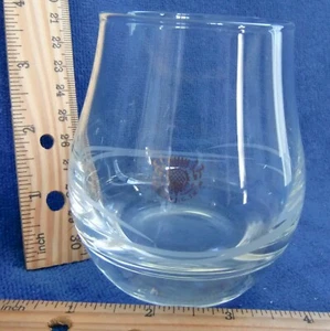 Glenlivet George & J.G. Smith Scotch Whisky Glas Schnüffler Sammlerstück Logo Gold - Bild 1 von 4