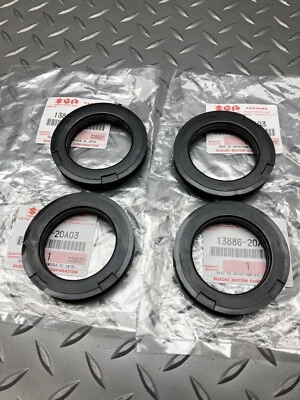 Suzuki RG500 / Carb to Air Cleaner / Air Box / Rubbers Intake / Set of 4 — 第 1/4 张图片