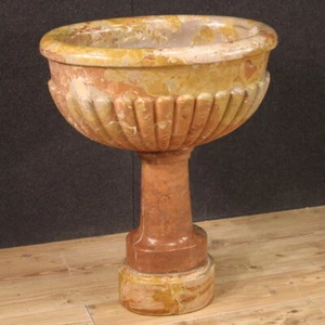 Vasca antica acquasantiera in marmo rosso Verona mobile esterno 800 XIX secolo - Foto 1 di 12