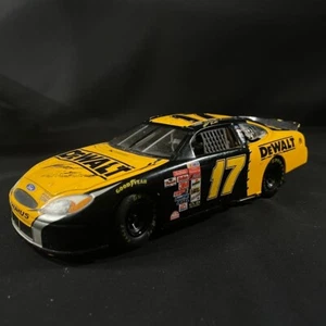 2000 Team Caliber 1:24 CWC Matt Kenseth #17 DeWalt 2000 Ford HAND SIGNED! 1/24 - Picture 1 of 11