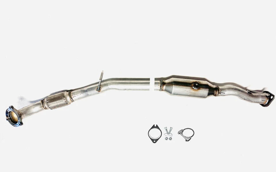 Fits: 2008-2009 Volvo C30 & 2006-2010 C70 2.5L Turbo Flex cat converter Foto 1 de 4