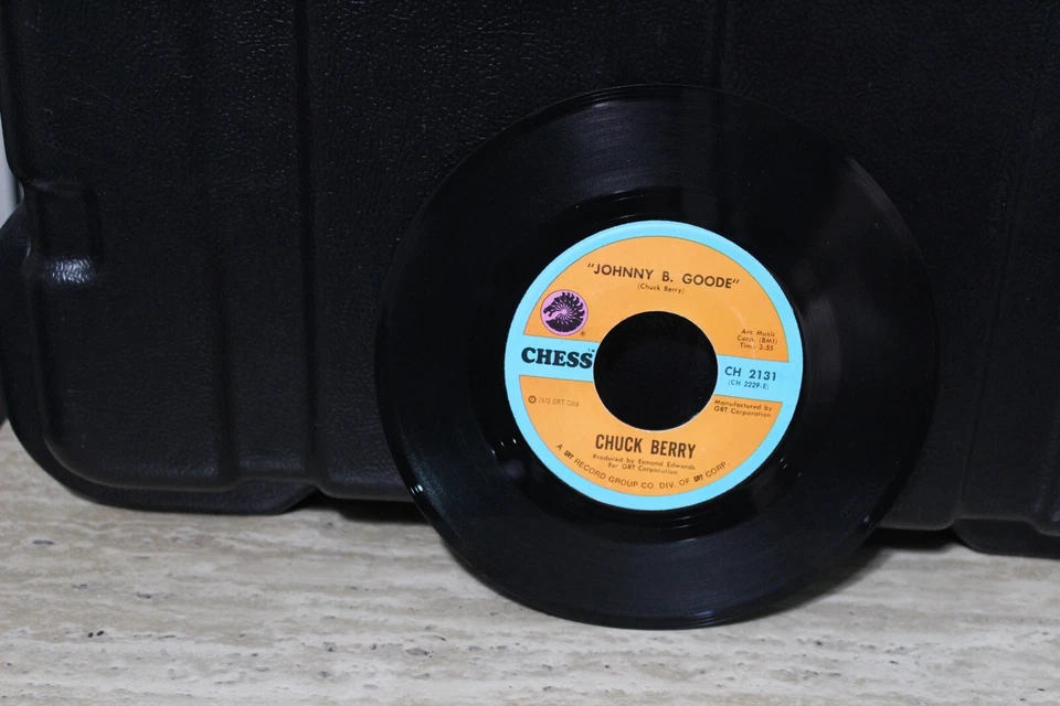 CHUCK BERRY 45 RPM RECORD...KOCHE - Image 1 of 1