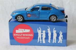 Siku BMW 545I blaumetallic Sondermodell Siku/Wiking Modellwelt - Picture 1 of 1