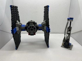 Lego Star Wars 7146 TIE Fighter plus instruction manual, Stormtrooper is MISSING