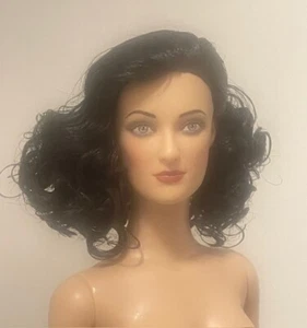 Tonner Joan Crawford Teufel in weiß Akt Preis reduziert! - Bild 1 von 6