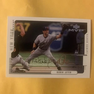 Tarjeta insertada Derek Jeter New York Yankees Baseball escritura plateada automática - Imagen 1 de 2