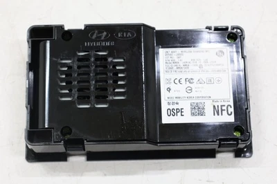 2022 - 2023 HYUNDAI KONA CENTER CONSOLE WIRELESS CHARGING OEM 95560J9500 - Image 1 of 4