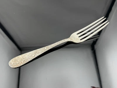 Horquilla de plata esterlina Repousse by James R. Armiger Co. Baltimore ~7" con monograma Foto 1 de 4