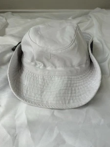 Coolibar Blanco Sombrero Cubo Ajustable Protección Solar con Corbata en la Barbilla - Imagen 1 de 4