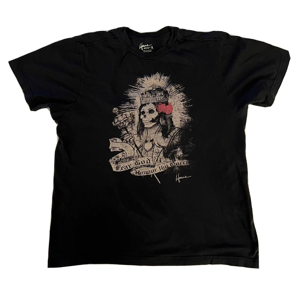 Vintage Howe Black Short Sleeve T Shirt “Fear God Honour Thy Queen” Large - Image 1 of 4