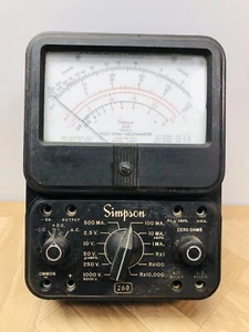 Multimetro analogico lettore OHM volt serie Simpson 260 vintage non testato leggi - Foto 1 di 17