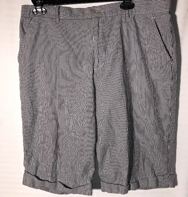 Pantalones cortos para mujer Ralph Lauren Active a rayas 12. Entrepierna 12" (H10) Foto 1 de 3