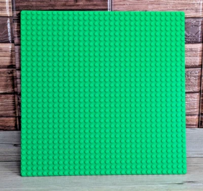 Lego Baseplate #3811 Green 32 x 32 10" x 10" Square - Image 1 of 4