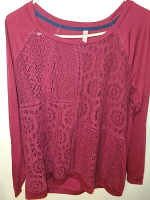 Panel de encaje Xhilaration para mujer extra grande granate manga L frontal 29 L 25 cruzado Foto 1 de 4