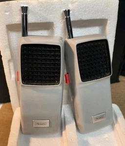 Vintage Sears Model 7201 Single Channel Walkie Talkies - Zdjęcie 1 z 7