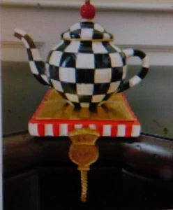 MACKENZIE-CHILDS COURTLY CHECK TEAPOT STOCKING HOOK,NEW IN ORIGINAL BOX - Picture 1 of 1