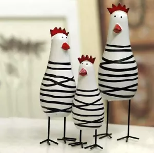 Wooden Family Set of Three Chicken Sculpture Figurine Animal Gifts Ornament 858 - Picture 1 of 2