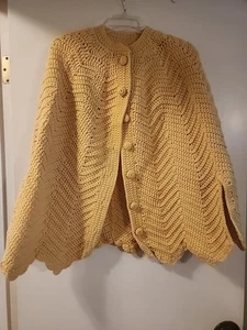 Vintage 1960s Handmade Poncho Hippie Boho Crochet Wrap Button Front Scallop Edge - Picture 1 of 5