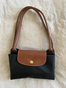 Longchamp Le Pliage medium black tote bag - RRP $285 - Picture 1 of 8