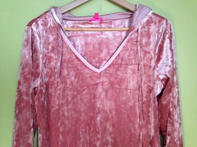 NWT Betsey Johnson Sexy Pink Velour "Silkrose" Hooded Cozy Sleep Shirt S $89 - Image 1 of 4