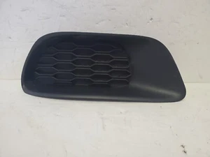 2011-2020 Dodge Grand Caravan Fog Light Bezel Right Passenger Side OEM 68100698 - Bild 1 von 6