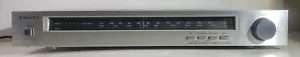 Sanyo TU2000 AM/FM Stereo Tuner  - Picture 1 of 10