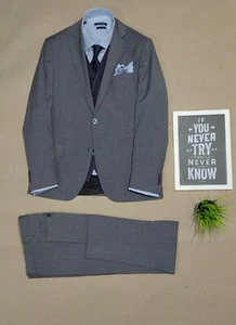 Elegant suit from KIP Gray size4oR US/50 Europe - Picture 1 of 23