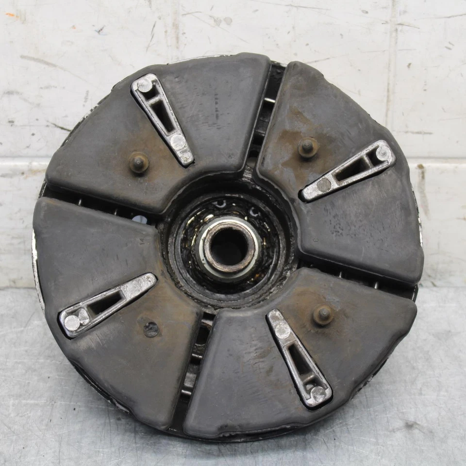 1974 年雅马哈 RD350 后轮毂减震器座垫 ABSORBERS BB53 — 第 1/4 张图片