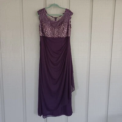 Vestido Xscape Talla Grande 18W Encaje Corpiño Manga Gorra Malla Fruncido Color Ciruela Mujeres Foto 1 de 4