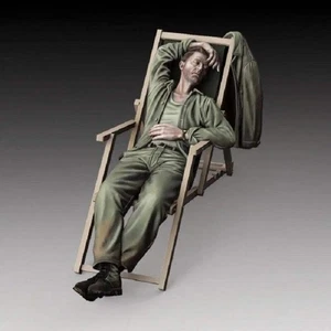 1/35 Resin Model Kit US Army Soldier Sleep WW2 Unpainted - Picture 1 of 3