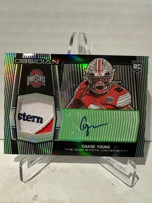 2020 Panini Obsidian Draft Picks Jersey Auto Chase Young Green /15 (AU, MEM, RC) - Image 1 of 2