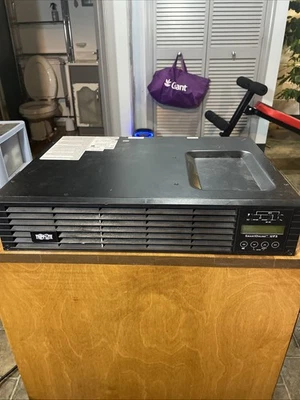 Tripp Lite Smart Online Double Conversion UPS 1000VA 900W SU1000RTXLCD2U - Image 1 of 4