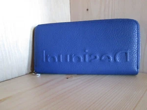 N DESIGUAL GELDBÖRSE Modell embossed half fiona 24V15622 - Bild 1 von 5