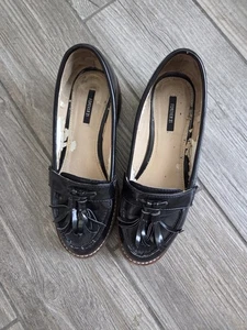 Forever 21 penny fringe loafer Platform shoes Size 6. Inner Lining Peeled - Picture 1 of 10