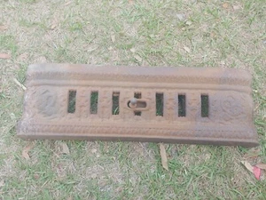 Antique Cast Iron Stove Part - Picture 1 of 6