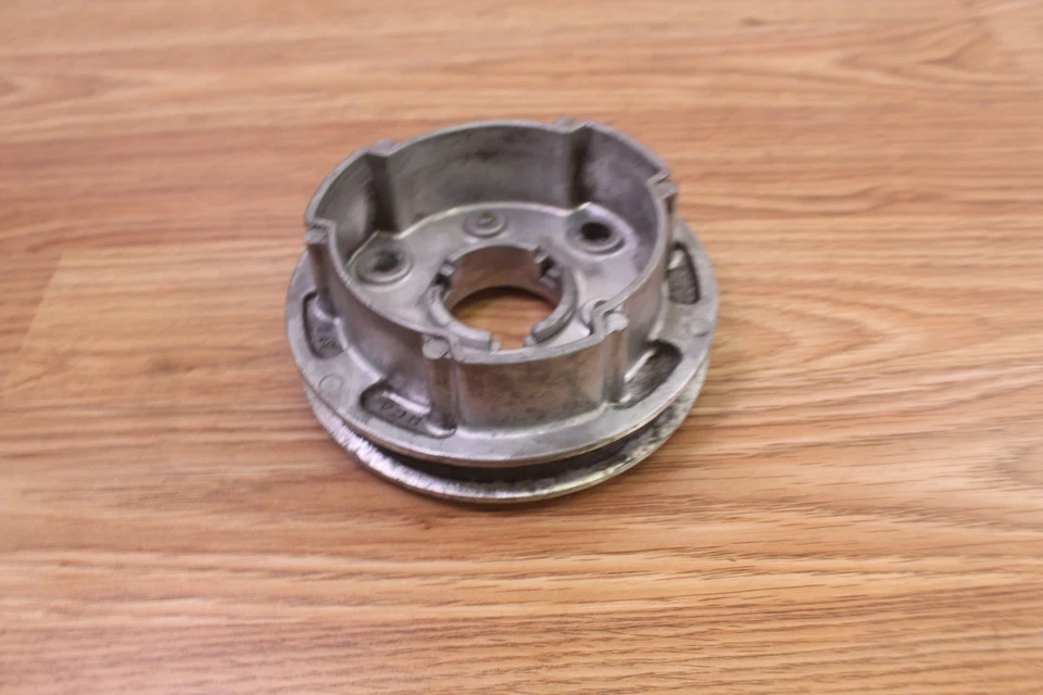 1997 YAMAHA VMAX 500 XTC Starter Cup Pulley Water Pump Drive - Image 1 of 4