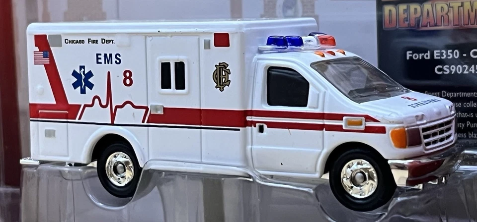 Corgi Very Rare c.1:76 Ford E350 Ambulance - Chicago CS90245 - Image 1 of 3