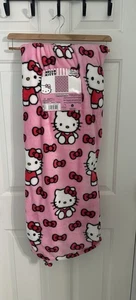 NWT Hello Kitty Pink Plush Blanket Charming Bows 60"x70" - Picture 1 of 3