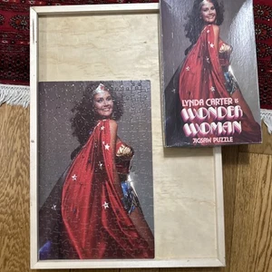 Lynda Carter Wonder Woman Vintage 1977 200-teiliges Puzzle komplett mit Box - Bild 1 von 16