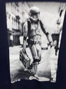 Camiseta Chunk Clothing Co. Star Wars L Bronx Nueva York 1983 Boom Box Storm Trooper - Imagen 1 de 8